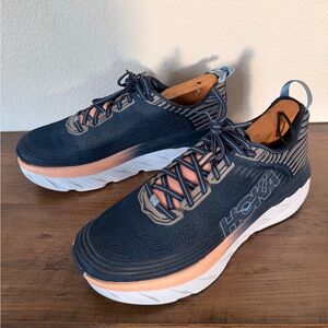 Hoka One One Bondi 6